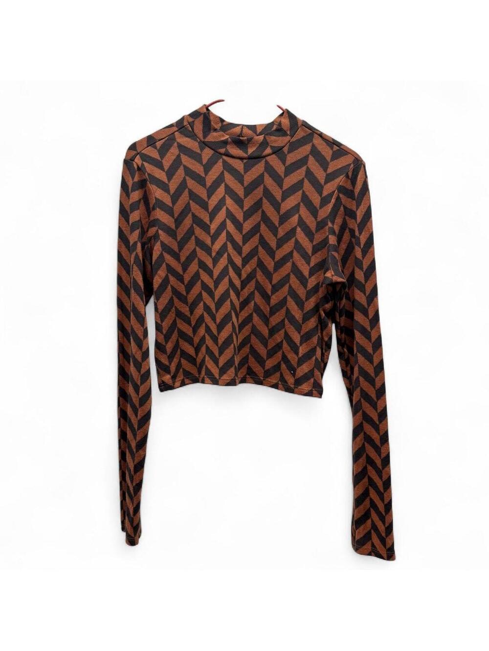 Billabong Chevron Long Sleeve Crop-top